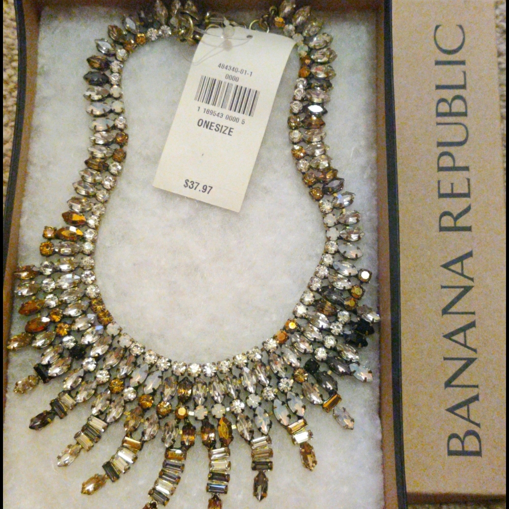 Banana republic diamond necklace